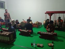 Keluarga Alm. Sudaryanto Wakafkan Seperangkat Gamelan dan Wayang kepada Muhammadiyah DIY
