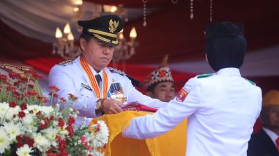 Pj Bupati Lampung Barat Drs. Nukman M.M Pimpin Upacara HUT ke-79 RI, Ajak Generasi Muda Tanamkan Semangat Patriotisme