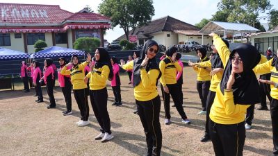 Polres Way Kanan Gelar Olahraga Bersama Sambut Hari Jadi Polwan ke-76