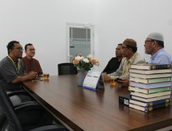 Pengawas Sekolah Dinas Pendidikan Aceh Salurkan Donasi Palestina Melalui Rumah Amal Masjid Usk