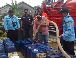 Universitas Muhammadiyah Purwokerto Salurkan 75 Ribu Liter Air Bersih untuk Warga Desa Gombong dan Belik