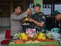 HUT TNI ke-79, Polres Lampung Selatan Berikan Kejutan Istimewa untuk Kodim 0421/Lampung Selatan