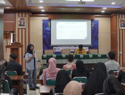 Mafindo Soloraya dan PD IPM Solo Edukasi Pemilih Pemula Bangun Demokrasi Sehat Melalui Cek Fakta