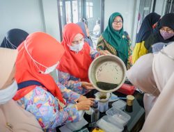 PD Nasyiatul ‘Aisyiyah Kota Tangerang Selatan Gelar Workshop Pengolahan Minyak Jelantah Bersama Aisyiyah dan PKBM