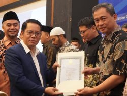 BWI Perkuat Nazir Wakaf Uang Lewat Penyerahan STBPN dan Pembinaan