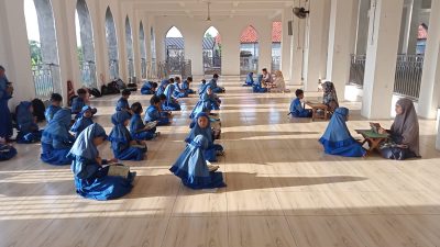 Madrasah Tahfidz Khusus MIM 1 Ujungpangkah Selenggarakan UTS Untuk Mengukur Capaian Hafalan Para Santri