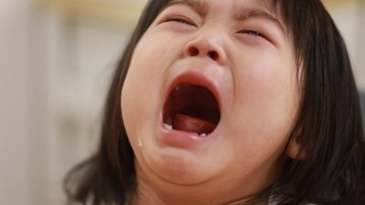 Manfaat Menangis: Mengapa Air Mata Bisa Jadi Terapi Alami untuk Kesehatan Mental dan Fisik