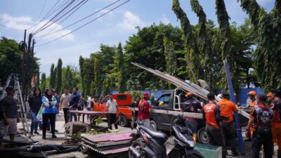 Eva Dwiana Perintahkan Pembongkaran Drainase di Jalan Yos Sudarso