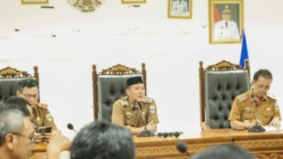 Optimalisasi Anggaran dan Pembangunan Daerah, Bupati Pesibar Pimpin Rakor OPD