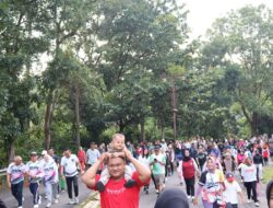 Semarak HUT ke-26, Pemkab Way Kanan Gelar Jalan Sehat dan Bazar UMKM Bersama Ribuan Warga