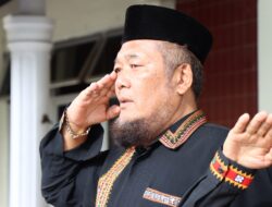 Peringati Hardiknas, Wakil Ketua DPRK Aceh Tengah Turut Menghadiri Upacara Hari Pendidikan 