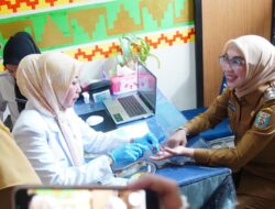 Plt. Bupati Way Kanan Ayu Asalasiyah Ikuti Program Cek Kesehatan Gratis sebagai Kado Ulang Tahun dari Negara