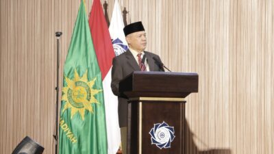 Wisuda UM Bandung ke-8, Dadang Kahmad Tekankan Gelar Sarjana sebagai Amanah