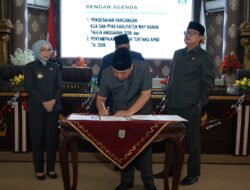 DPRD Way Kanan Gelar Rapat Paripurna, Bupati Ayu Asalasiyah Sampaikan Raperda APBD 2026