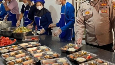 Polri Pastikan Menu Makan Bergizi Gratis Aman untuk Anak-Anak di Way Kanan