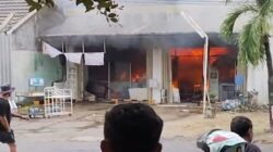 Kebakaran Gerai Indomaret Gegerkan Warga Sekitar Pemda Way Kanan