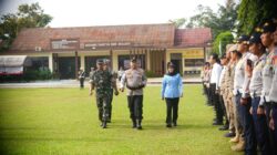 Bupati Ayu Asalasiyah Hadiri Apel Gelar Pasukan Operasi Ketupat Krakatau 2026 di Polres Way Kanan