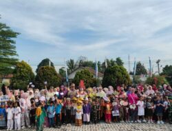 Bunda PAUD Way Kanan Lepas Karnaval Budaya Anak, Gaungkan Semangat Kartini dan Cinta Budaya