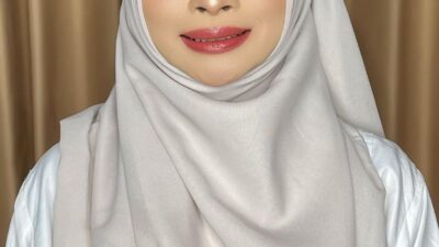 Siti Sa’adah: Perempuan Inspiratif di Balik Kemajuan Fakultas Ilmu Komunikasi Uniba Madura