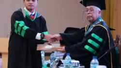 Di Tengah Pengabdian, Muhammad Khoirul Huda Raih Gelar Doktor