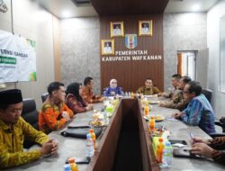 Bupati Ayu Buka Uji Kompetensi Keahlian Pengurus PT. BPRS Way Kanan
